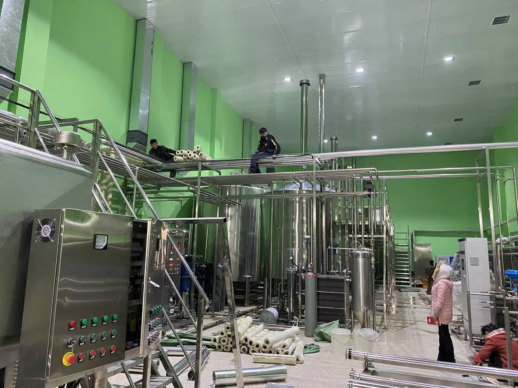 离石精酿啤酒设备厂—精酿啤酒设备制造：传承工艺与创新科技的交融